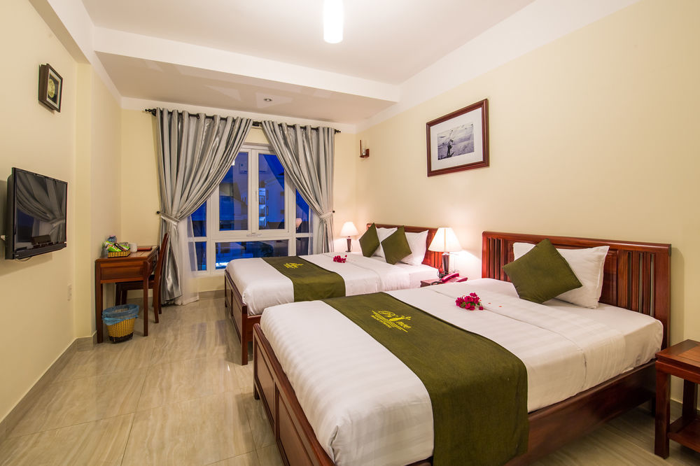 Prince Hotel Hoi An Exterior photo